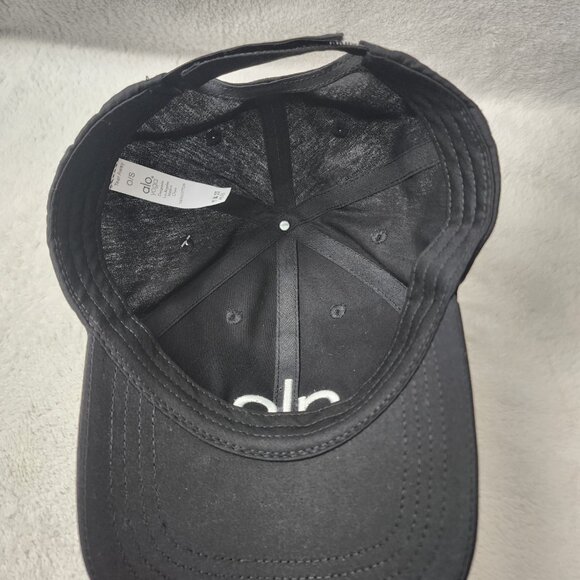 Alo Yoga Off-Duty Baseball Cap - Picture 3 of 4